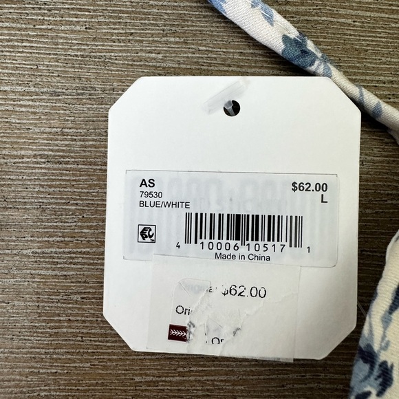 Altar'd State Blue and White Floral large Camisole nwt - Picture 5 of 10